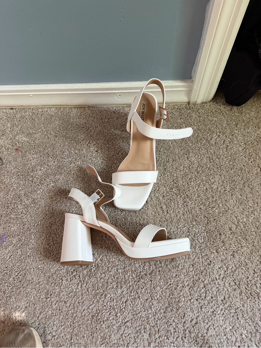 White Women's Block Heel Sandals